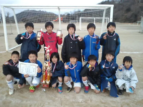 2014年1月12・13日　名古屋Ｕ12　多度津町冬のまつりジュニアサッカー大会　第三位（参加64チーム）